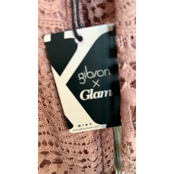 Gorgeous Glam Pink Lace Top - Picture 2 of 4